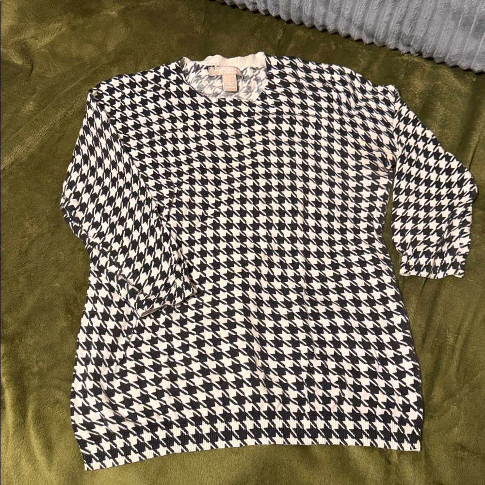 Banana Republic Houndstooth Patterned Knit